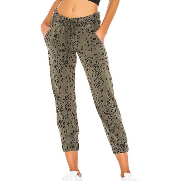 Bella Dahl Pants - Bella Dahl Animal Print Jogger